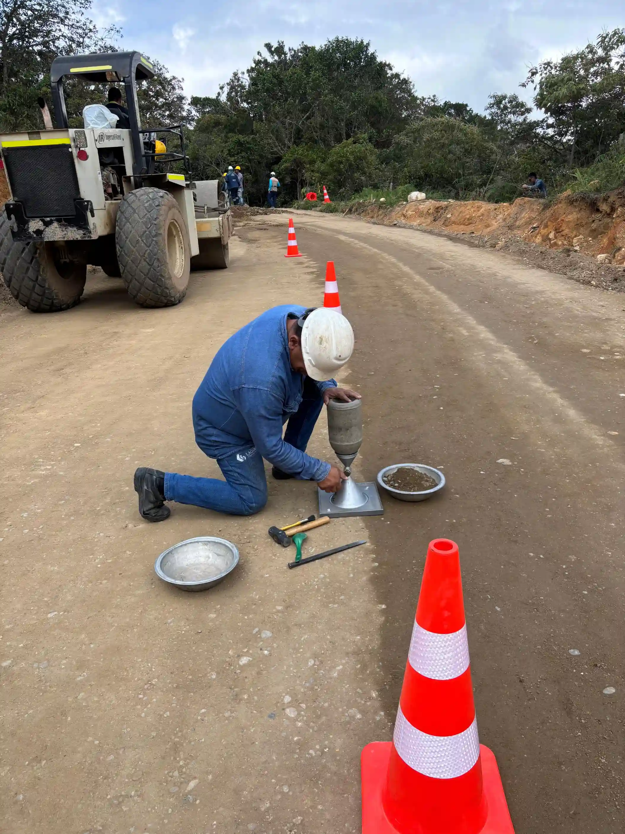 Vista aérea de un complejo residencial terminado